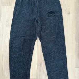 Roots Black and Gray Knitwear